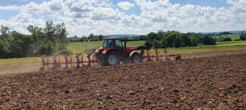 Charrue TX 170 & TX 175
